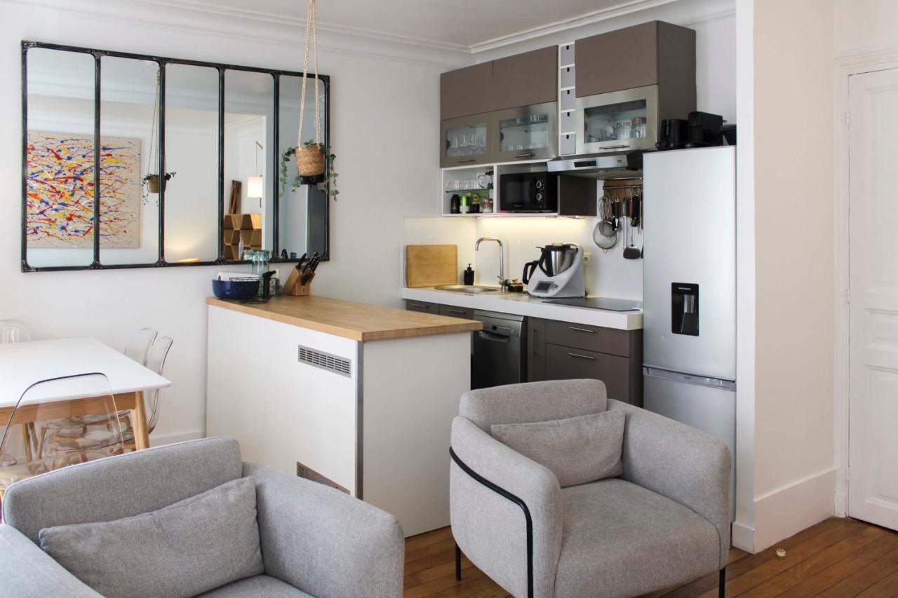 Lovely Love Nest Near Montmartre Apartment Париж Екстериор снимка